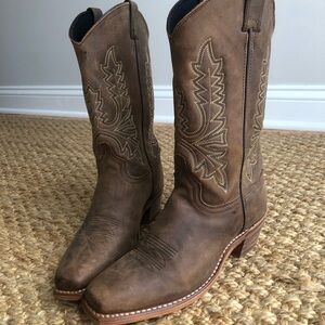 ABILENE WOMEN'S WESTERN BOOTS - SQUARE TOE. Leather. Size 8.5 M